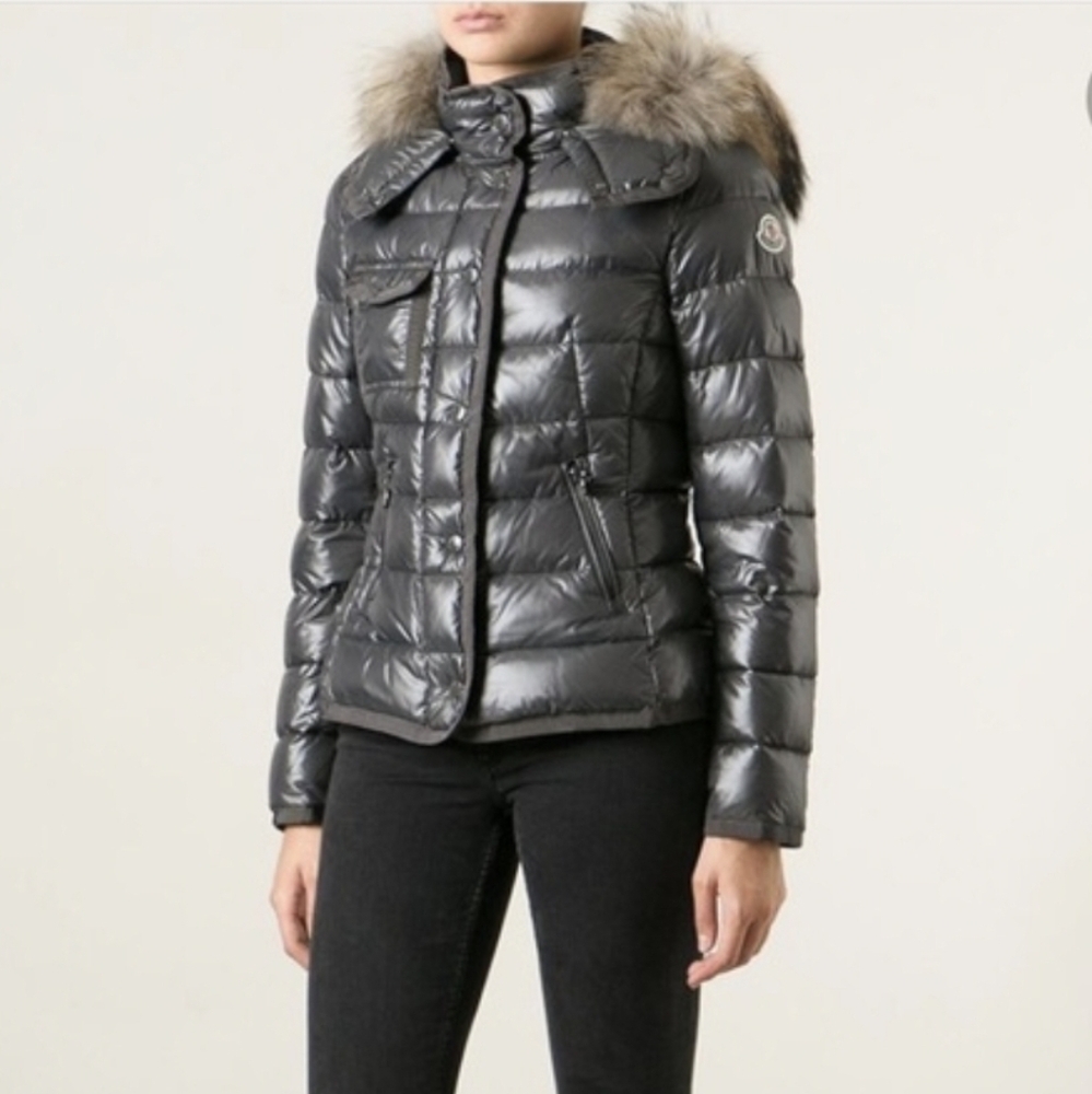 Moncler women Armoise quilted  authentic down jacket with real fox fur  size 1
